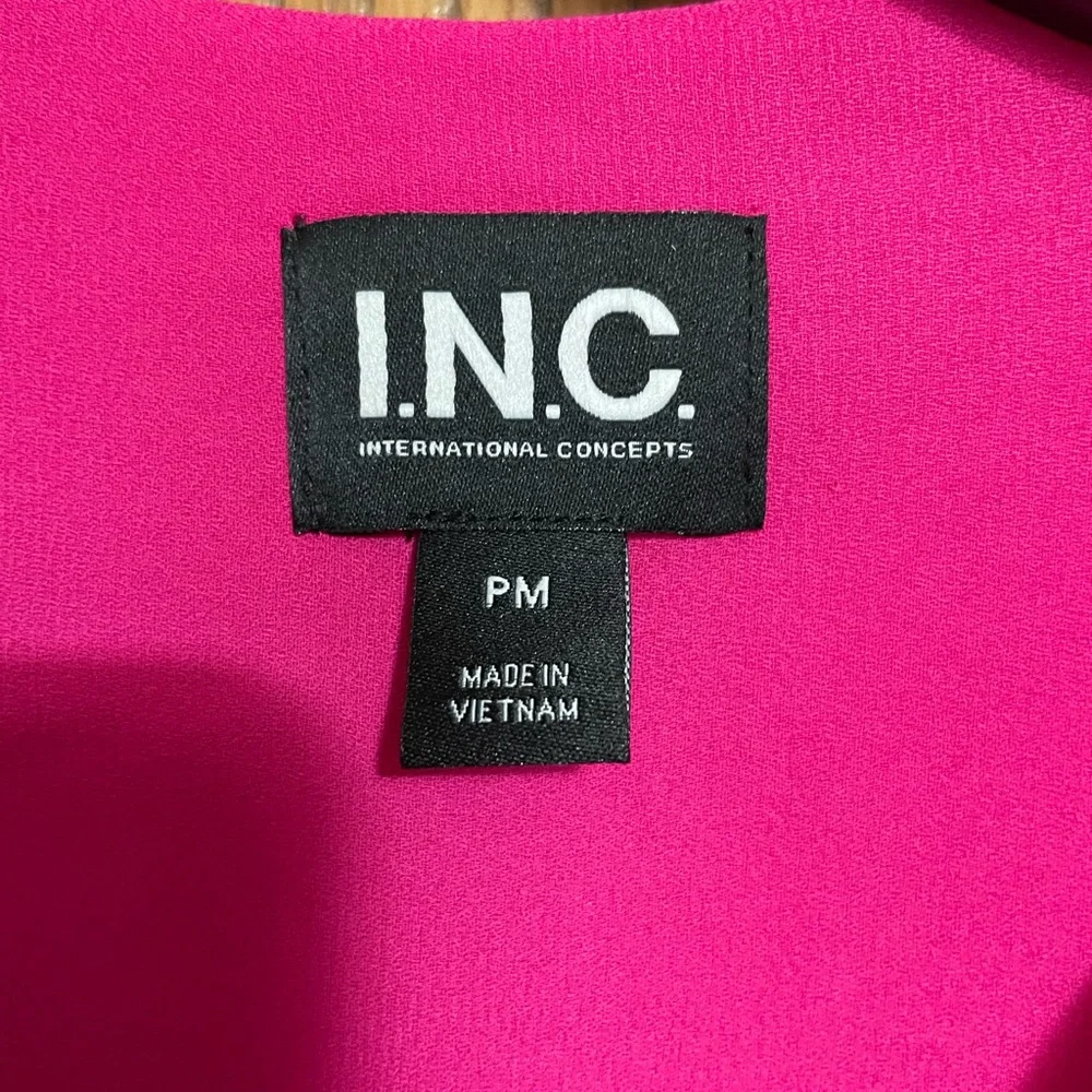 EUC INC Faux Wrap Fuchsia Blouse with Long Sleeves